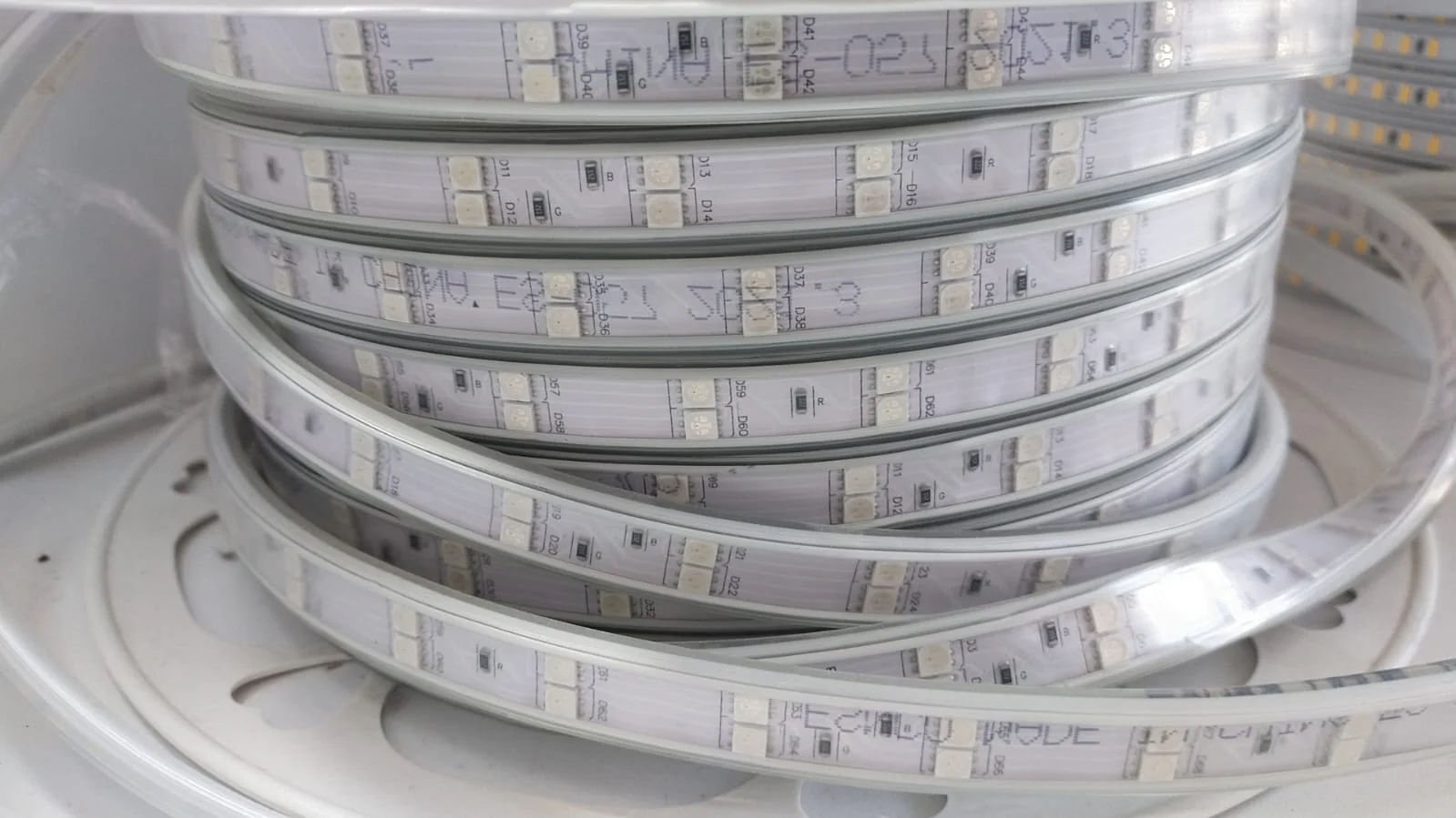 Esnco LED Strip light 12W RGB