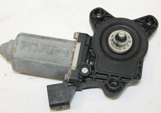 Mercedes Benz Electric Motor-68205442