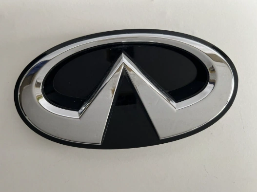 Nissan-Renault-Infiniti Emblem Grill-62890-Vc200