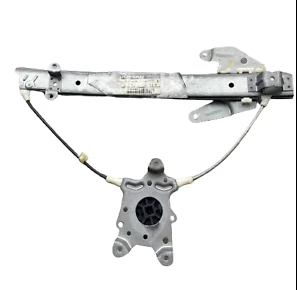 Nissan-Renault-Infiniti Regulater Assy Door-82720-71L17